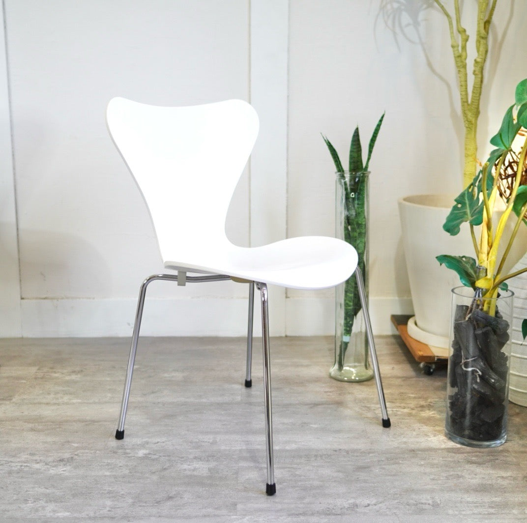 フリッツ・ハンセン / FRITZ HANSEN セブンチェア アルネ・ヤコブセン