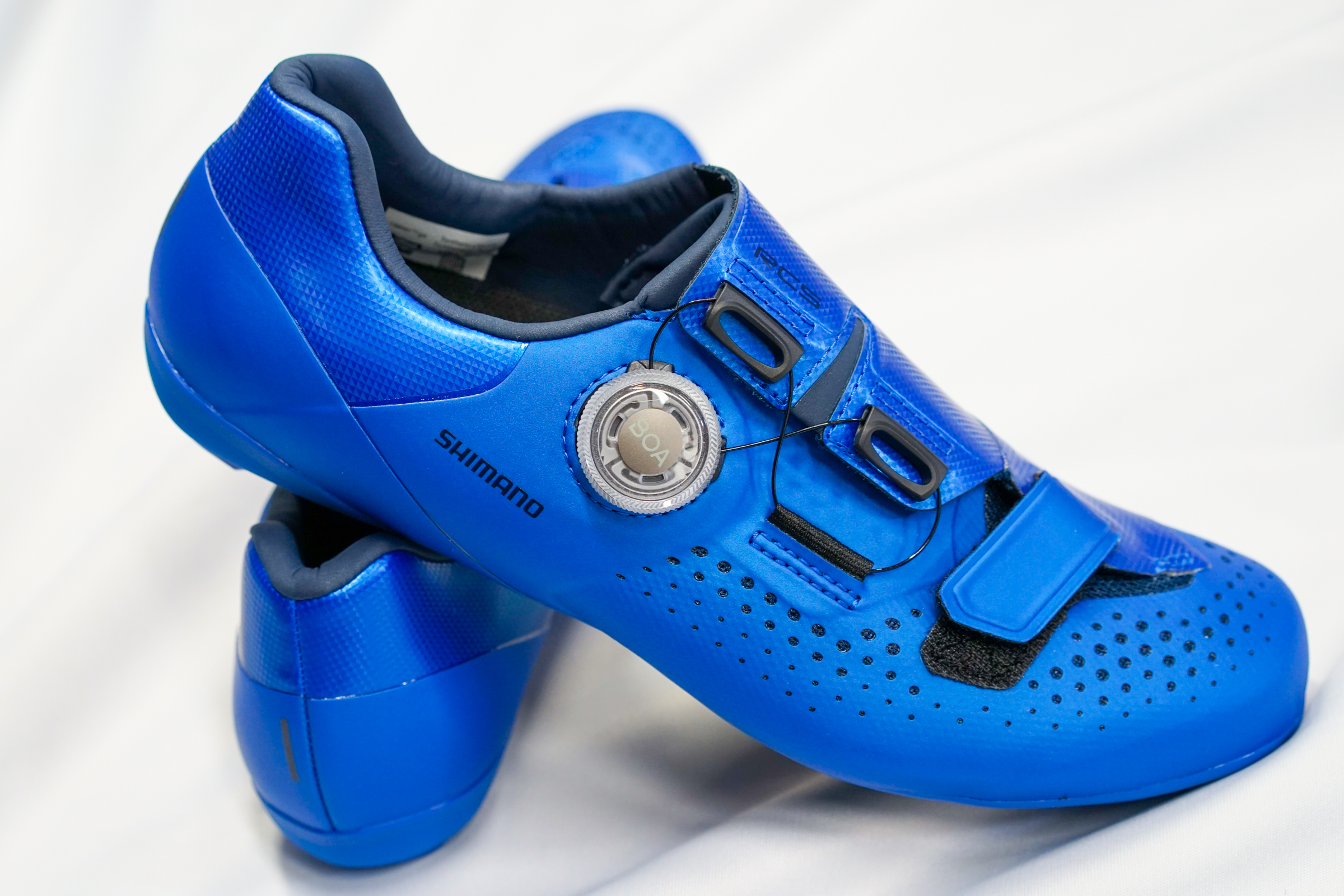 ミドルグレードを超えた存在。SHIMANO RC5 ［限定ブルーカラー