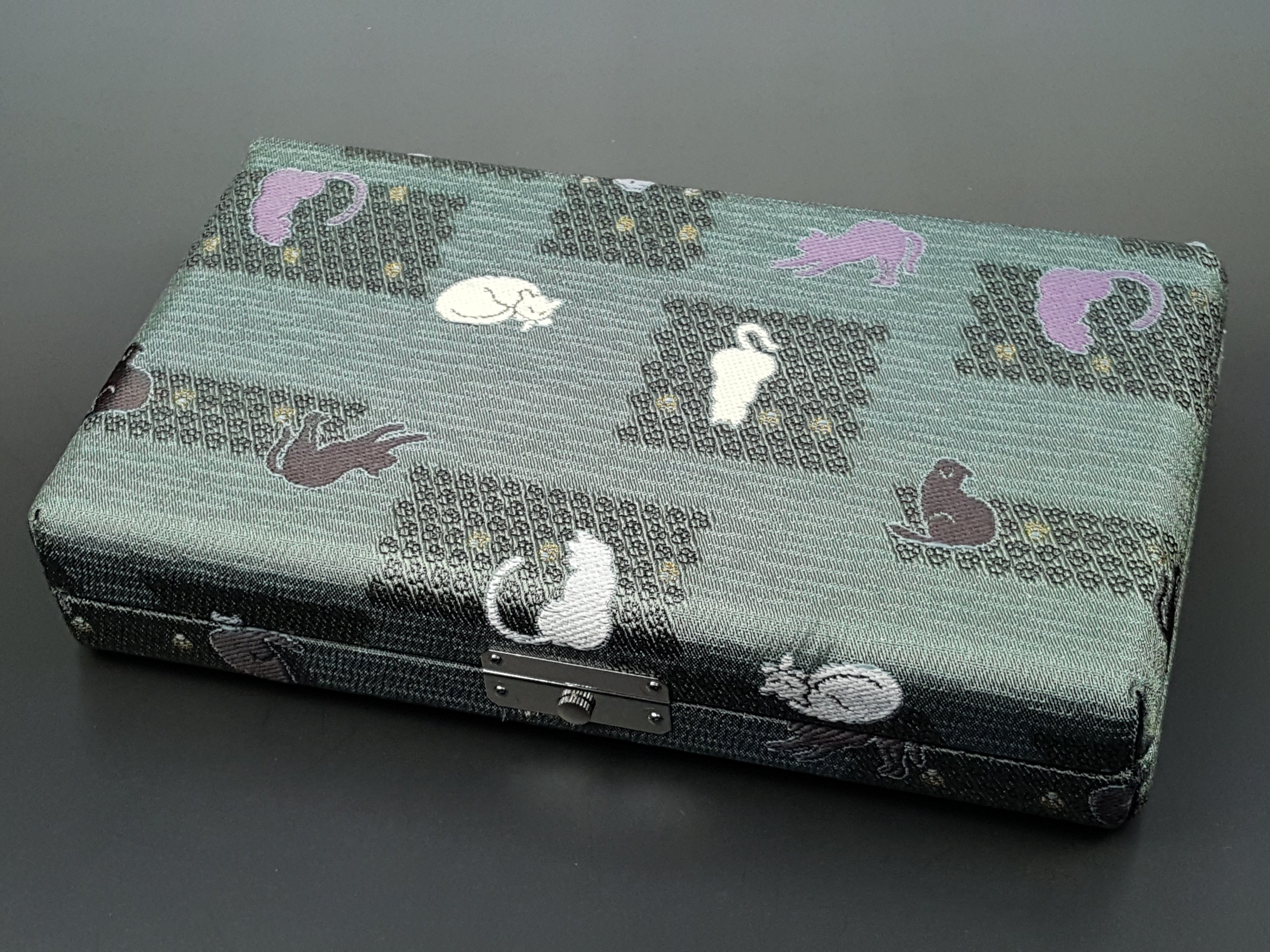 美品 三味線バチと花柄ケース べっこう 美品 三味線バチと花柄ケース