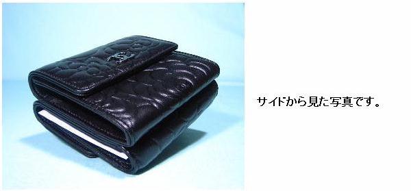 CHANEL(シャネル)財布 カメリアシリーズ 2つ折り（Wホック） 商品詳細