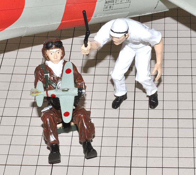 週刊零戦をつくる」パイロットフィギュア搭乗して出撃準備完了！: YUJI