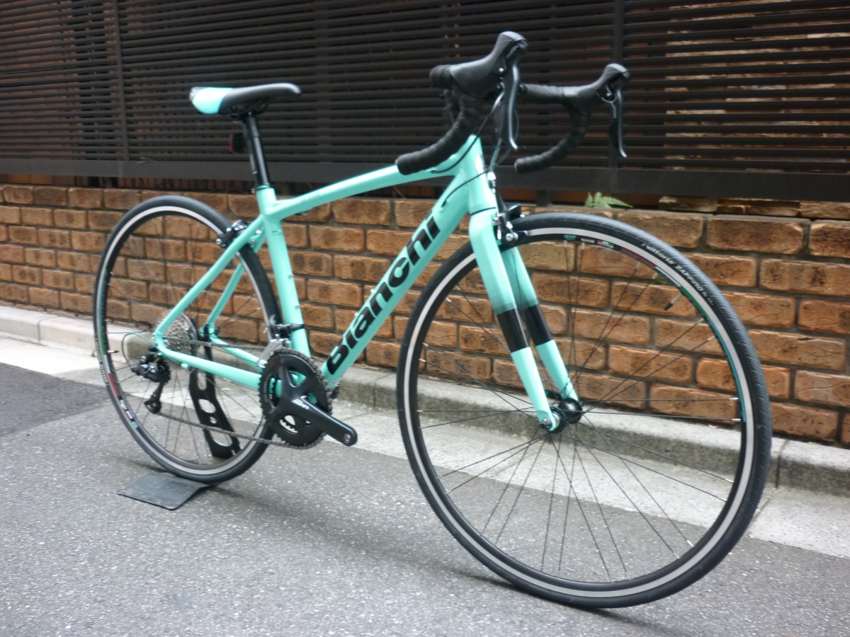 BIANCHI】ビギナーに最適のロードバイク「VIA NIRONE SORA」2021年