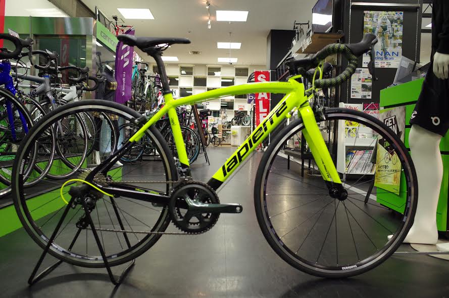 蛍光イエローのコスパ◎、見た目◎な車体あります！【lapierre