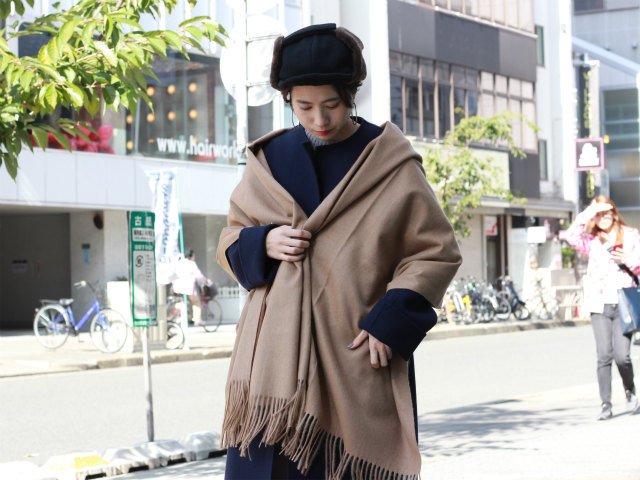 AURALEE “BABY CAMELHAIR WIDE STOLE” - 1LDK annex