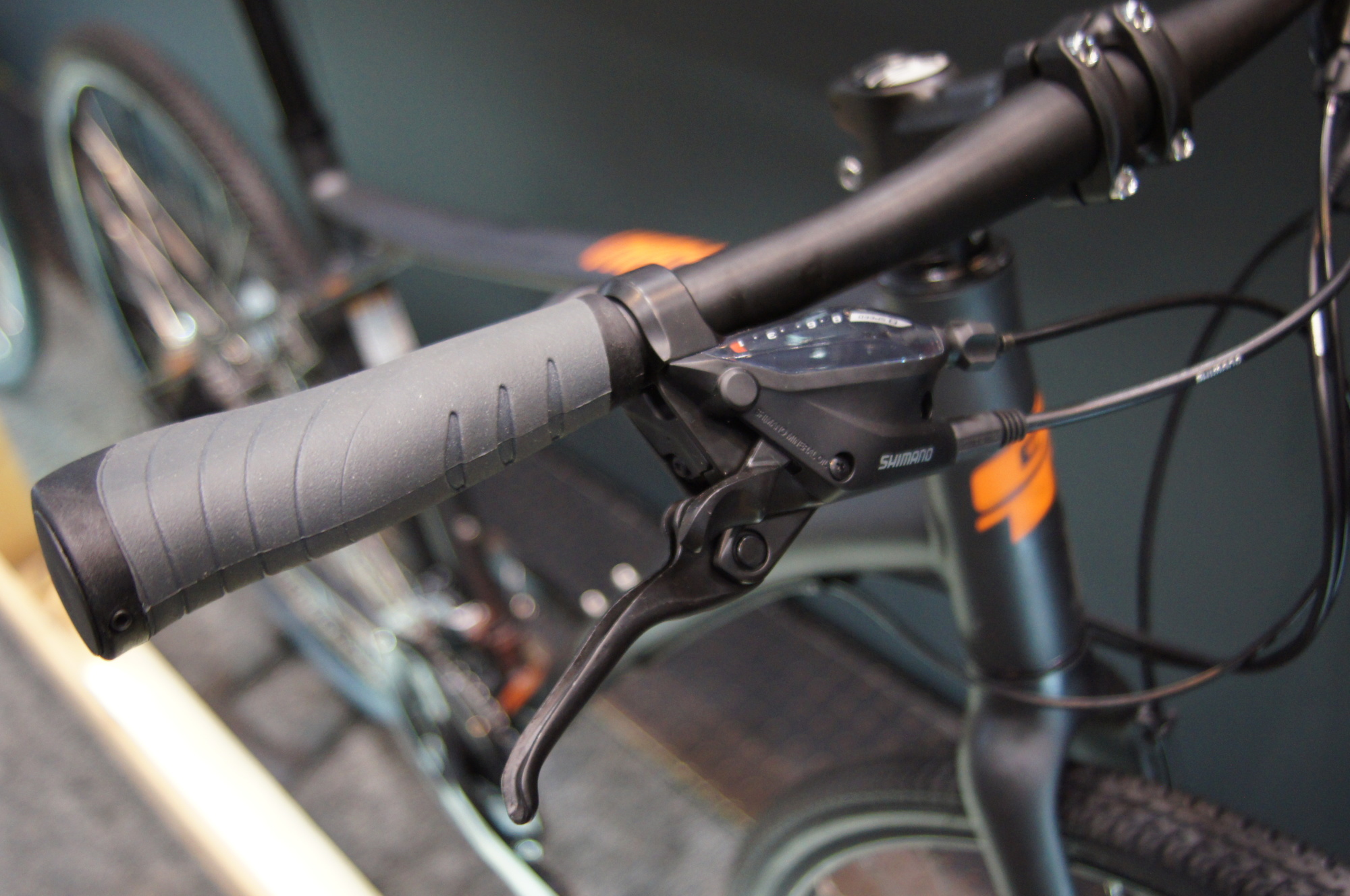 GT TRAFFIC X (トラフィック X) 2020年モデル 自転車 クロスバイク