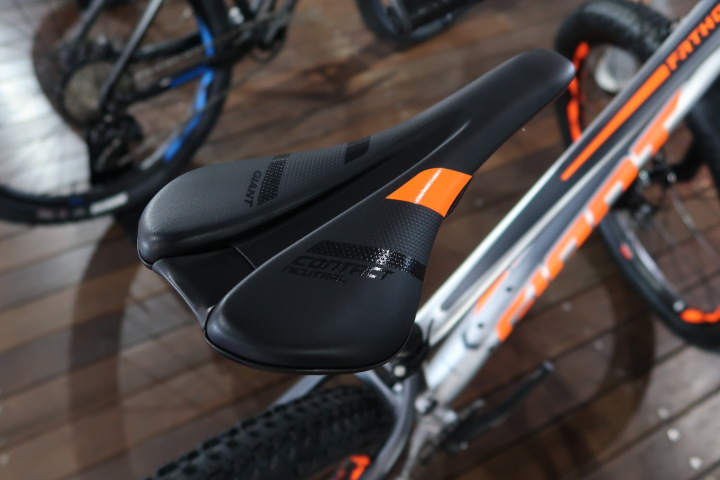 ジャイアント(GIANT) FATHOM1(ファゾム1) 2019年モデル 当店販売価格