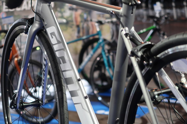 ジャイアント(GIANT) Forma(フォーマ) 2019年モデル当店販売価格