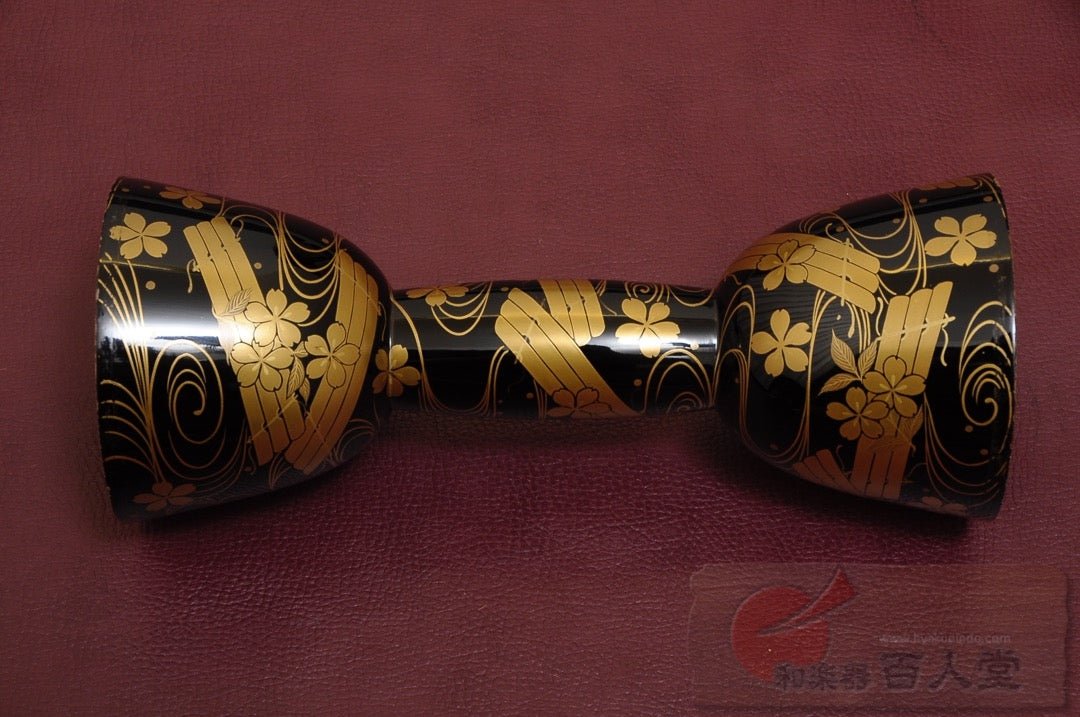 小鼓古胴 桜に鳴子金蒔絵