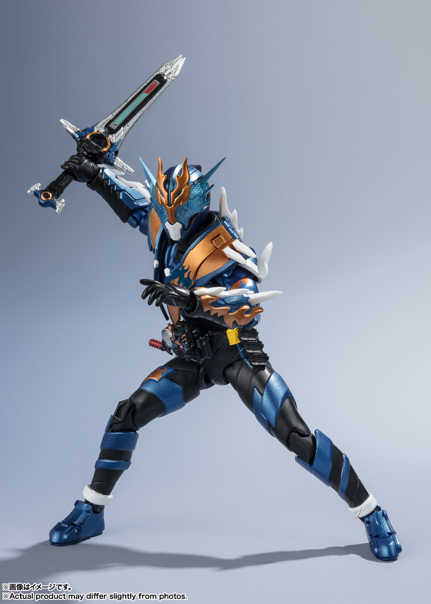 S.H.Figuarts 仮面ライダークローズ 平成ジェネレーションズ