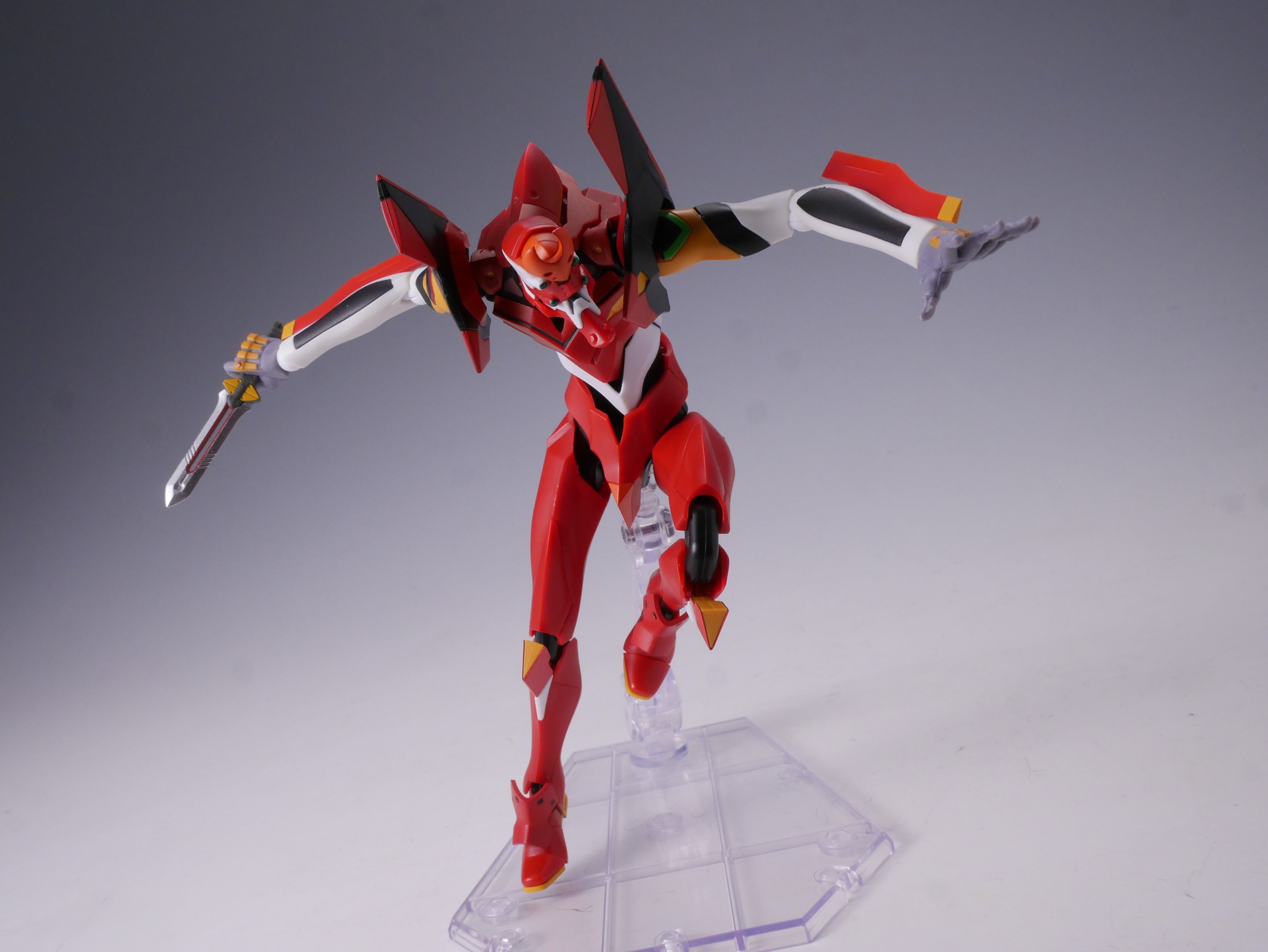 魂ストア限定商品より『エヴァンゲリオン』シリーズの2アイテムを撮り