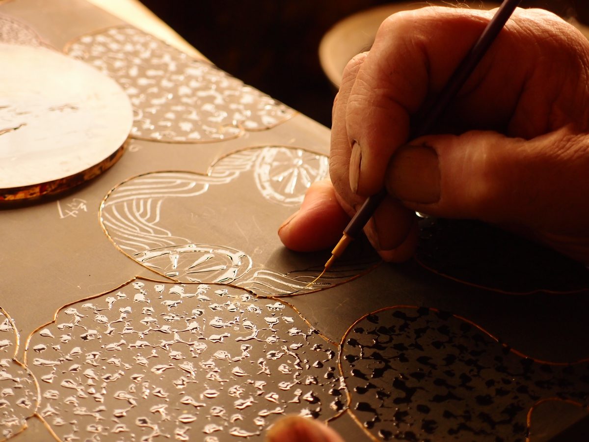 伝統技法“紋紗塗” | 津軽塗たなか オンラインストア