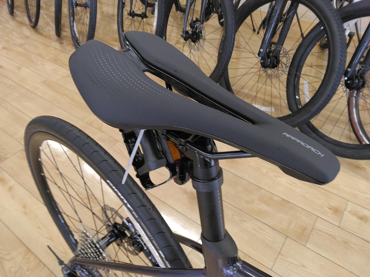 GIANT｜自転車のタニサダ