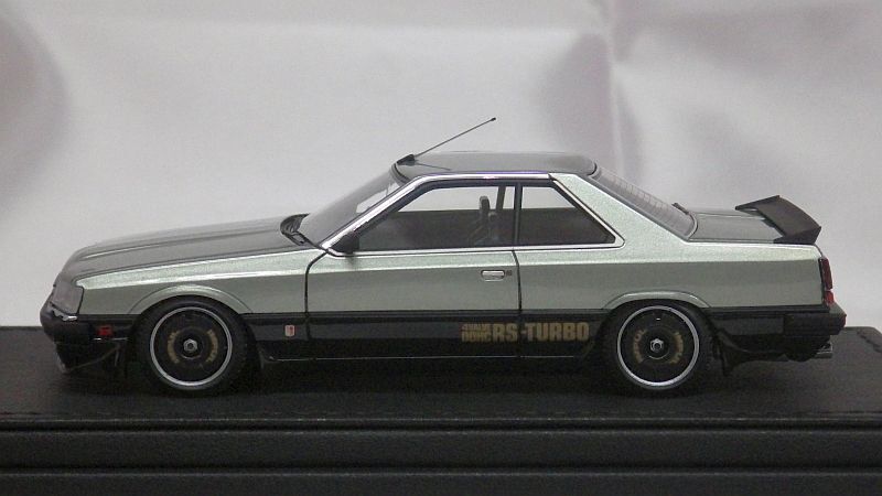 イグニッションモデル スカイライン 2000 RS-Turbo R30 シルバー 1/18