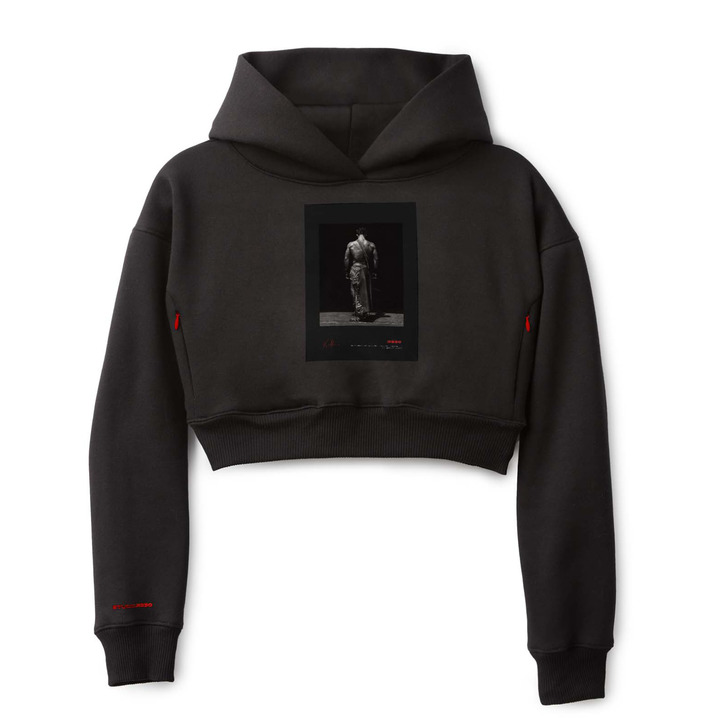 STUDIO R330 始動。ローラ が フィットネスウェア を作った理由