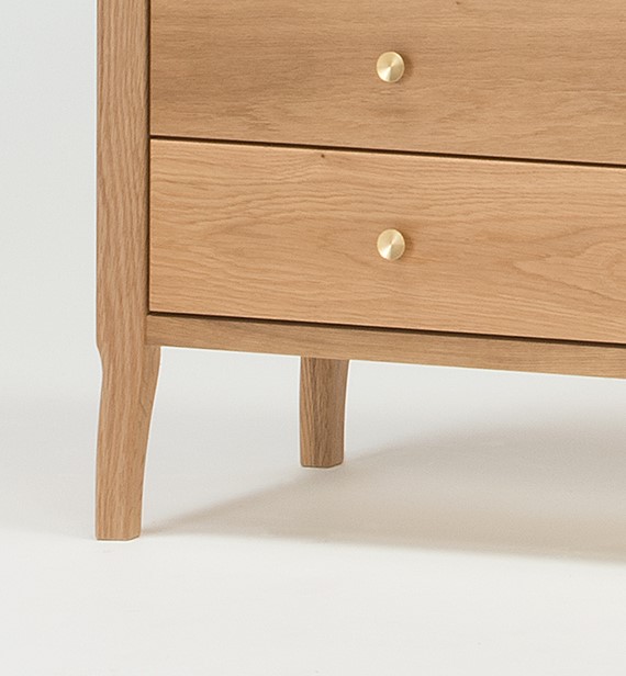 京都 北海道は旭川、北匠工房さんのTULANカップボードとチェストを納品