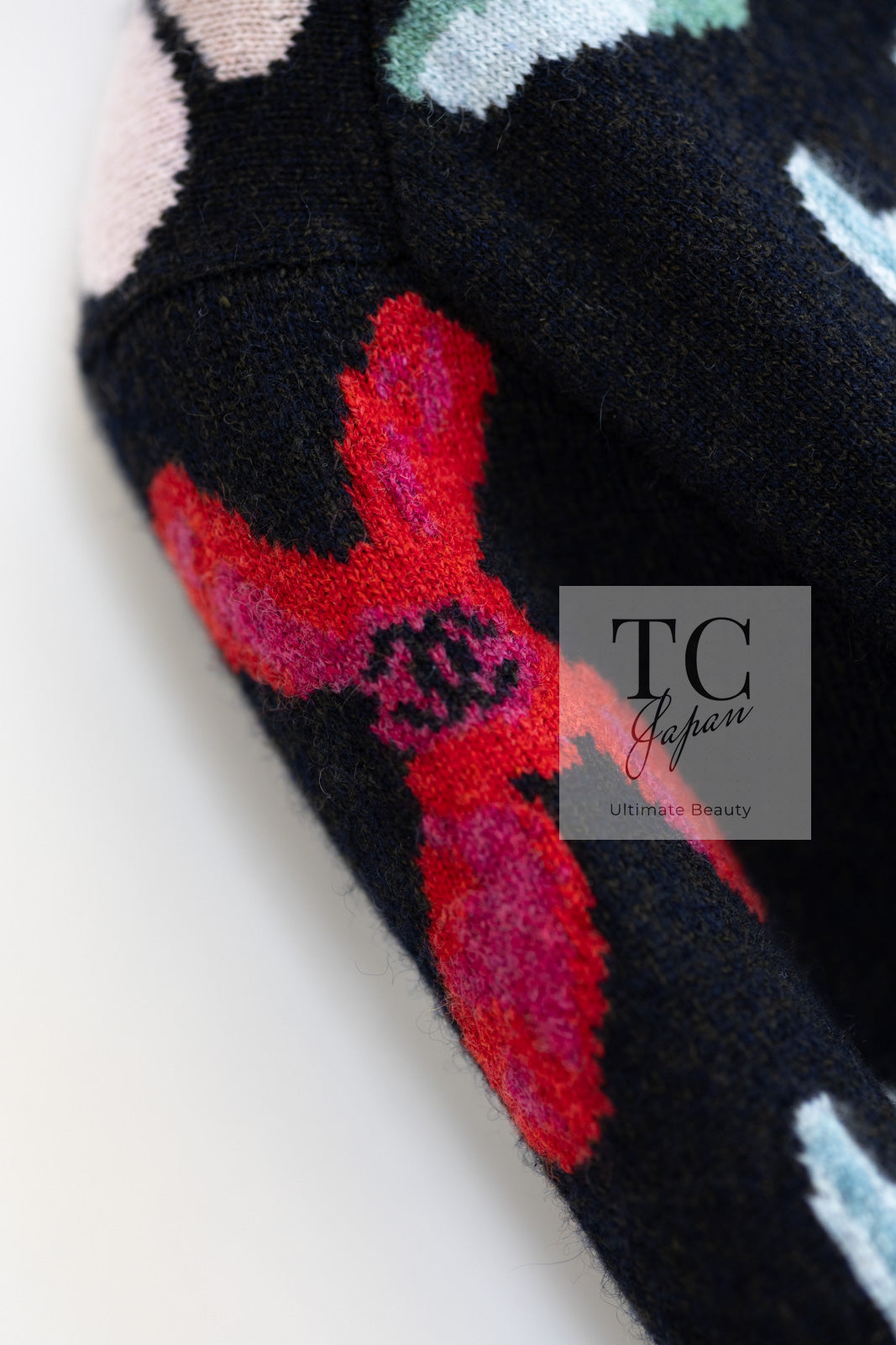 シャネル セーター CHANEL ブラック マルチカラー 花柄 カシミア