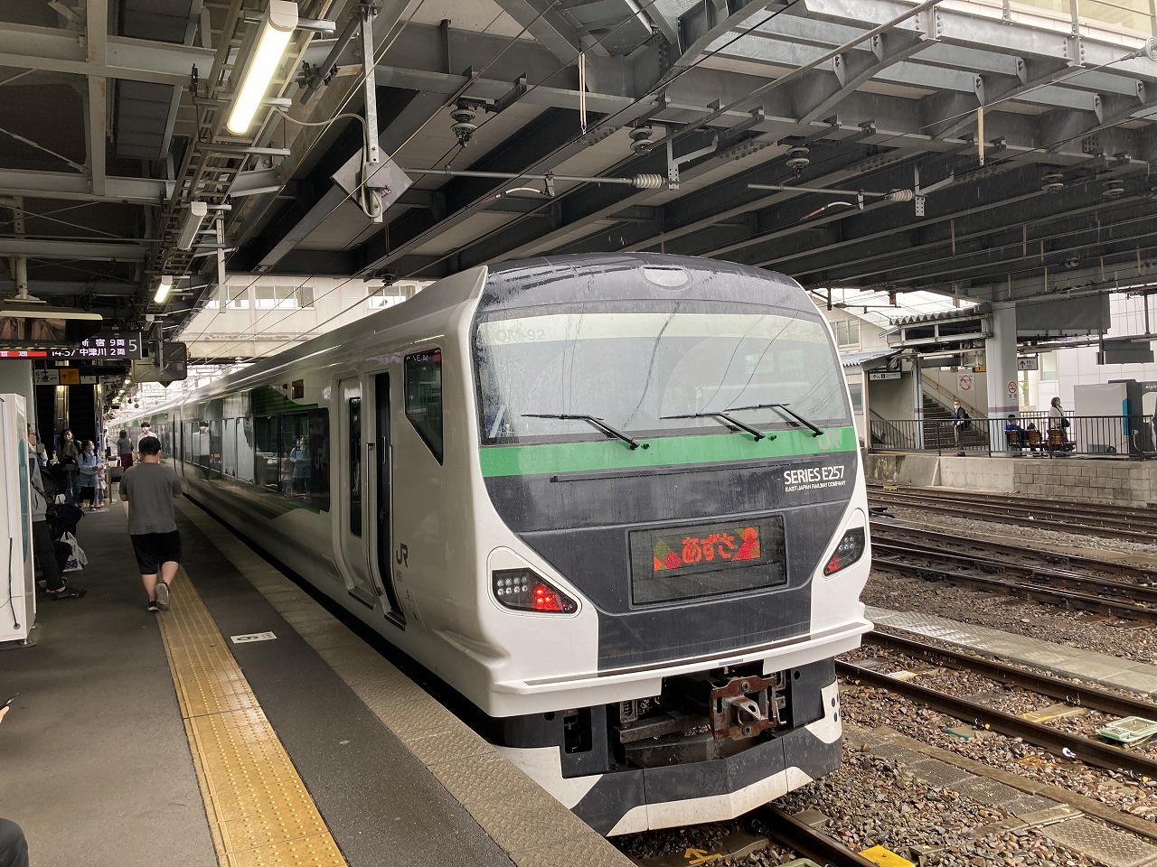 E257系5000番台「あずさ」、半室グリーン車の乗車記【2023年5月】 | 鉄