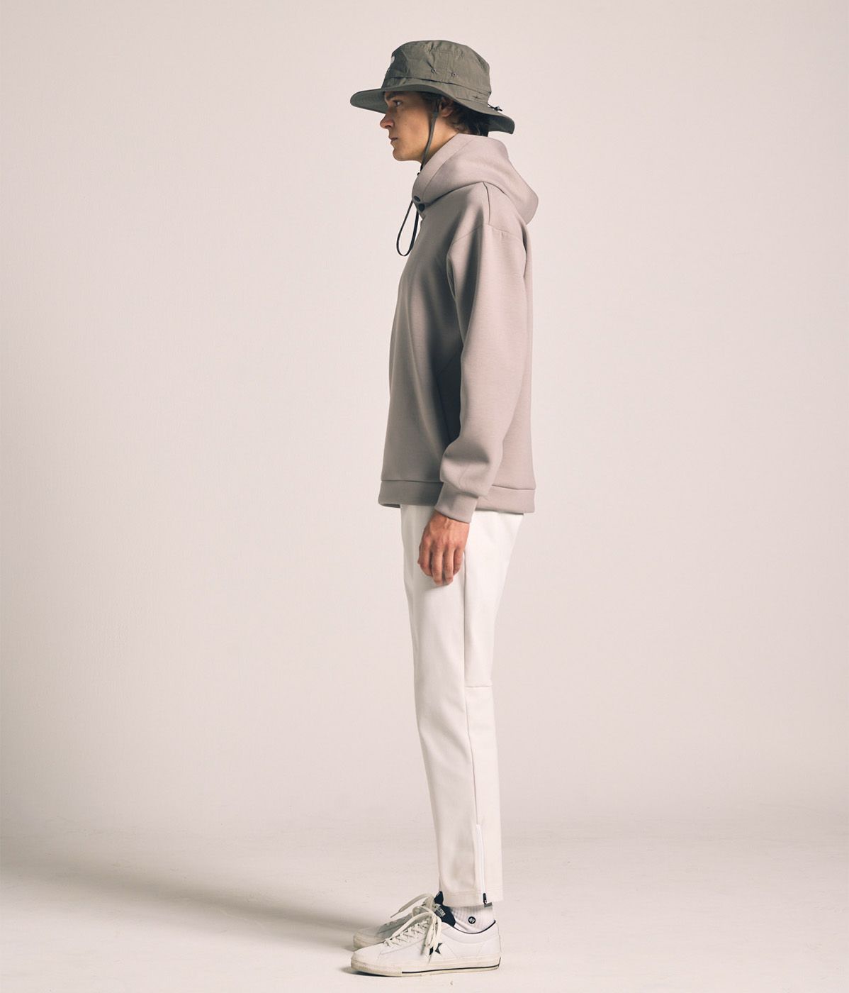 CARDBOARD MATERIAL HOODIE | TFW49（ティーエフダブリュー）Official