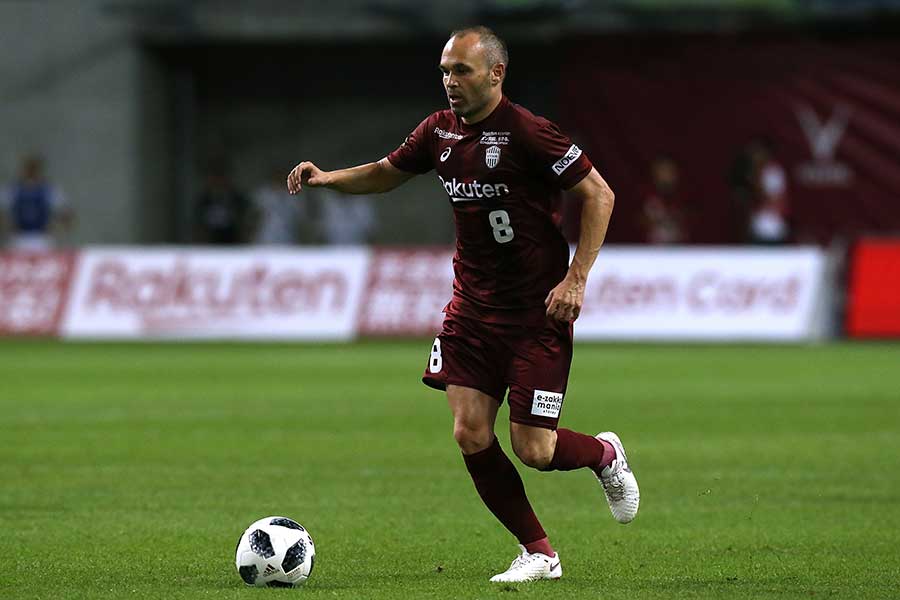 イニエスタ、ビジャ＆ポドルスキと… 世界一3Sに海外衝撃「新しいFIFAの