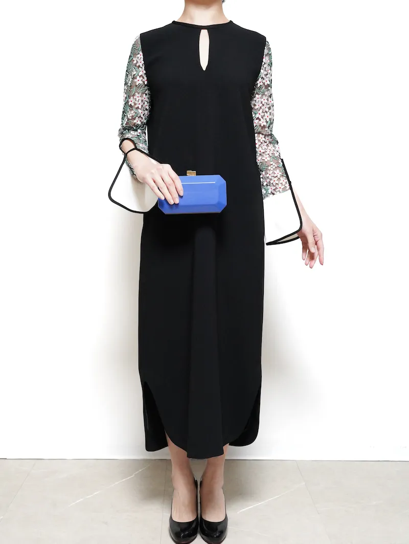 Mame Kurogouchi（マメ クロゴウチ） フローラルレーススリーブドレス