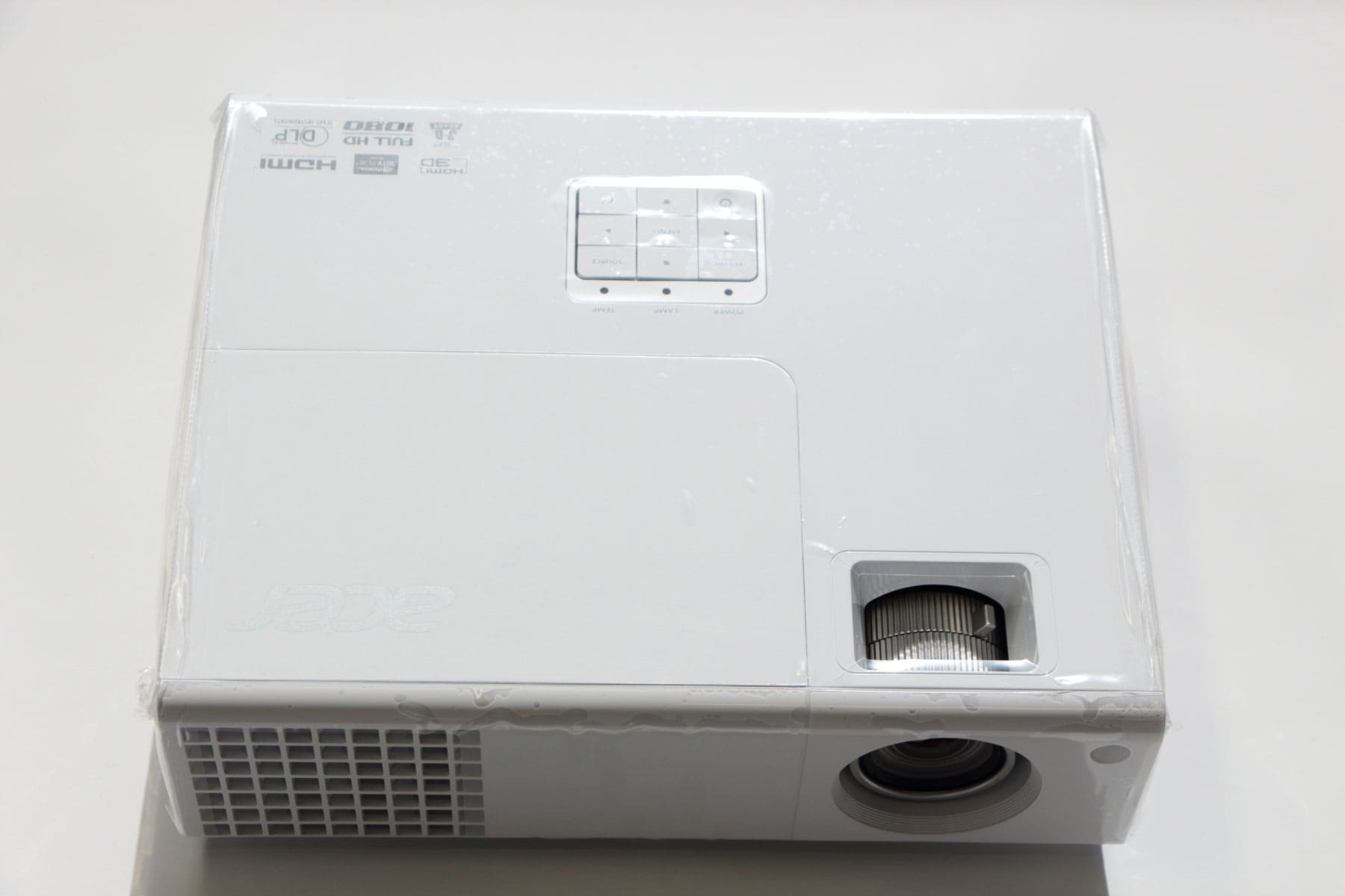 エイサープロジェクターH6510BDを天吊設置する方法 | プロジェクター