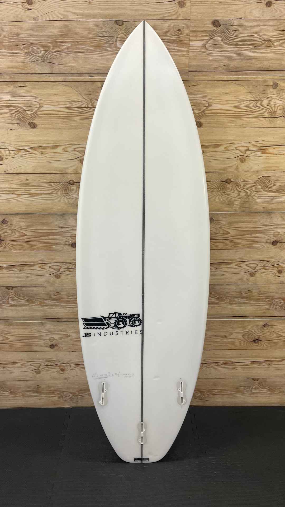 Surf Used Shortboards: JS Industries Xero 5'7