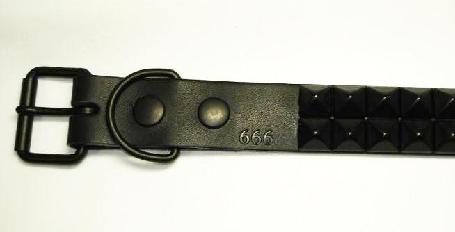 正規取扱店666 Studded Gear 666スタッデッドギア 2連ピラミッド