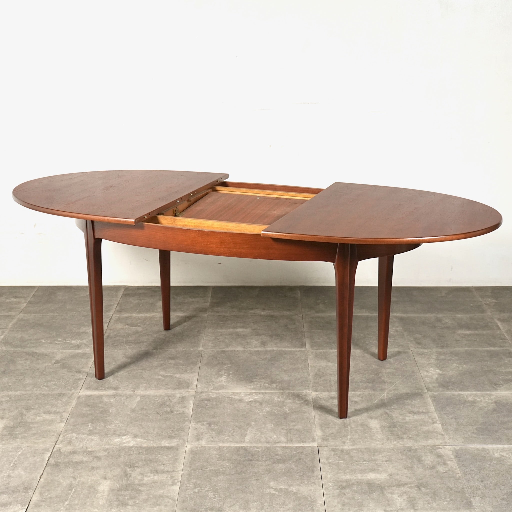 イギリスヴィンテージ エクステンション ダイニングテーブル – TIME HYPE