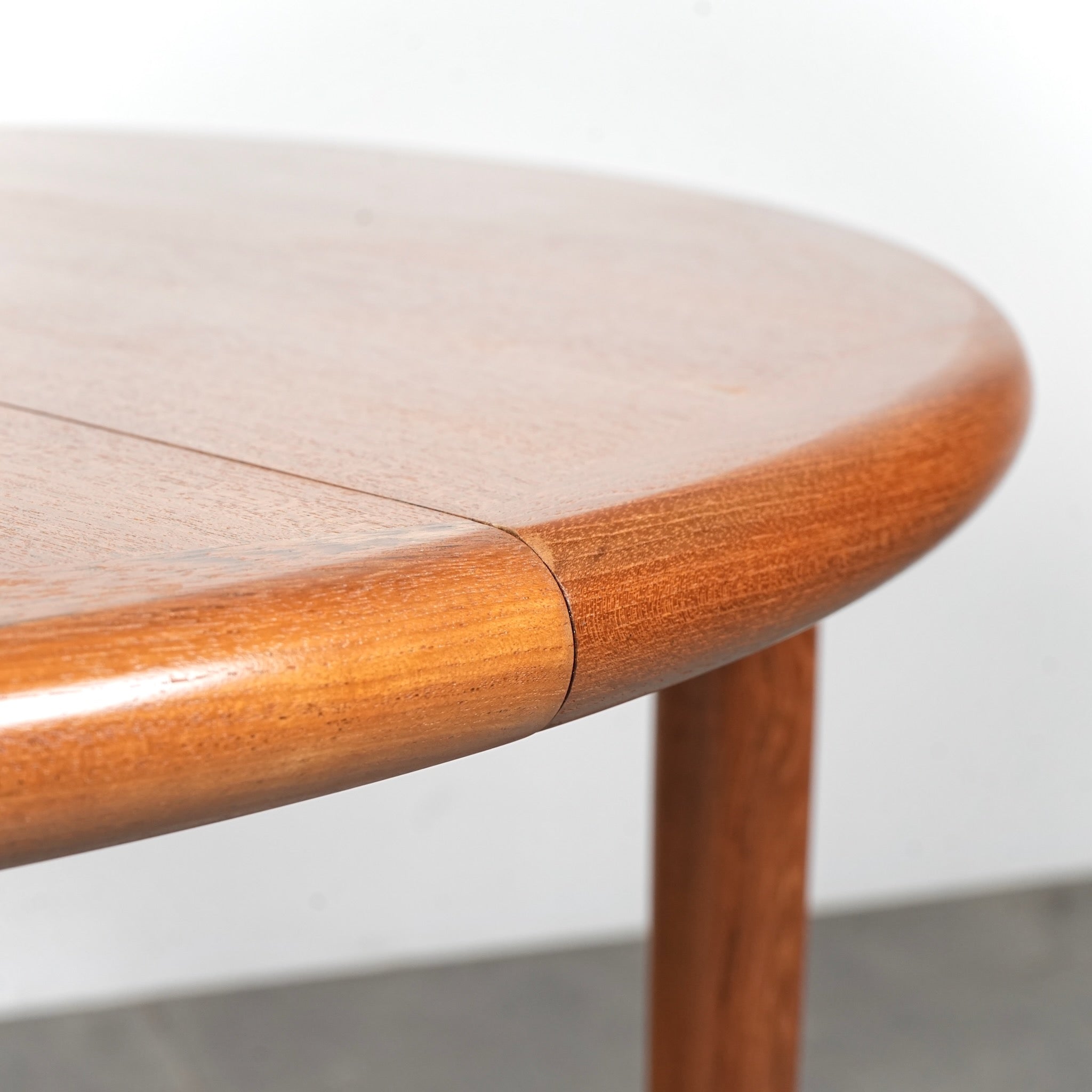 デンマークヴィンテージ エクステンション ラウンドテーブル – TIME HYPE