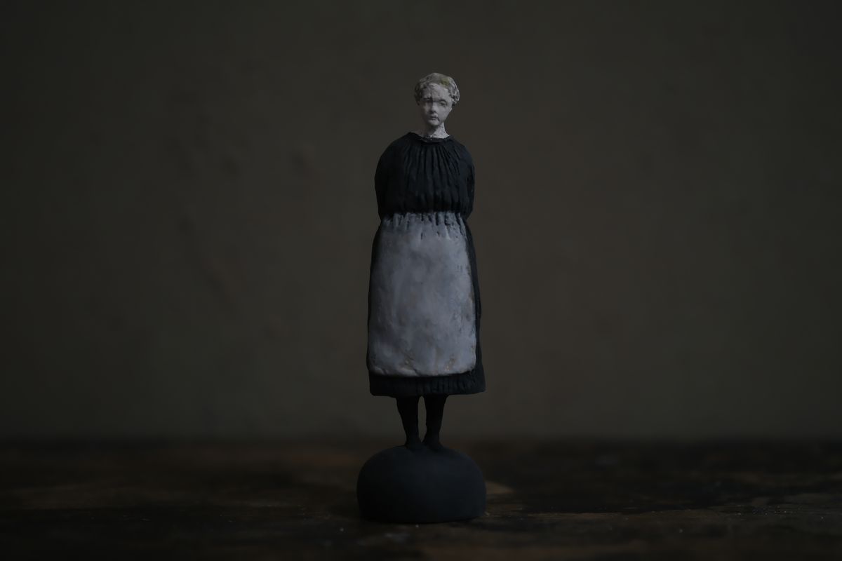 八窪章吾 緑の衣服の女性 オブジェ 八窪章吾 緑の衣服の女性 オブジェ