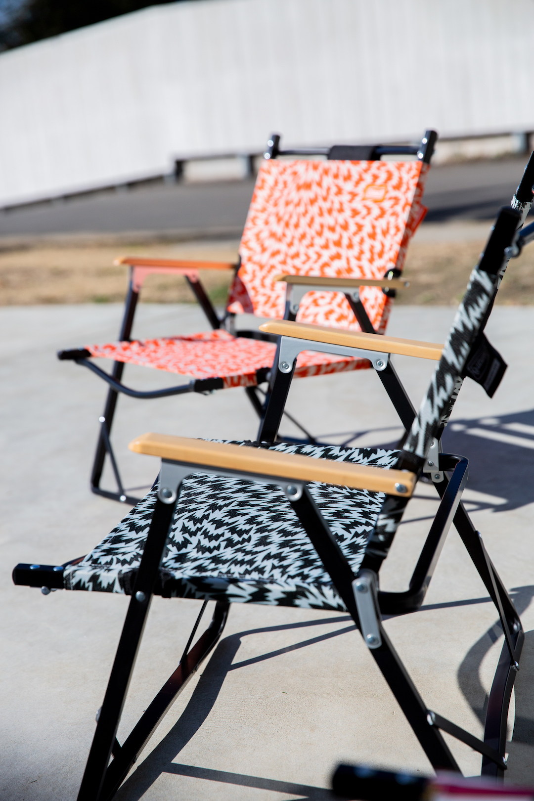 ビームス×コールマン×イーリー キシモト」トリプルコラボのチェアと