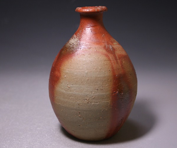 藤原 啓 作 「備前緋襷徳利」 ～備前焼専門卸小売店 川口陶楽苑～
