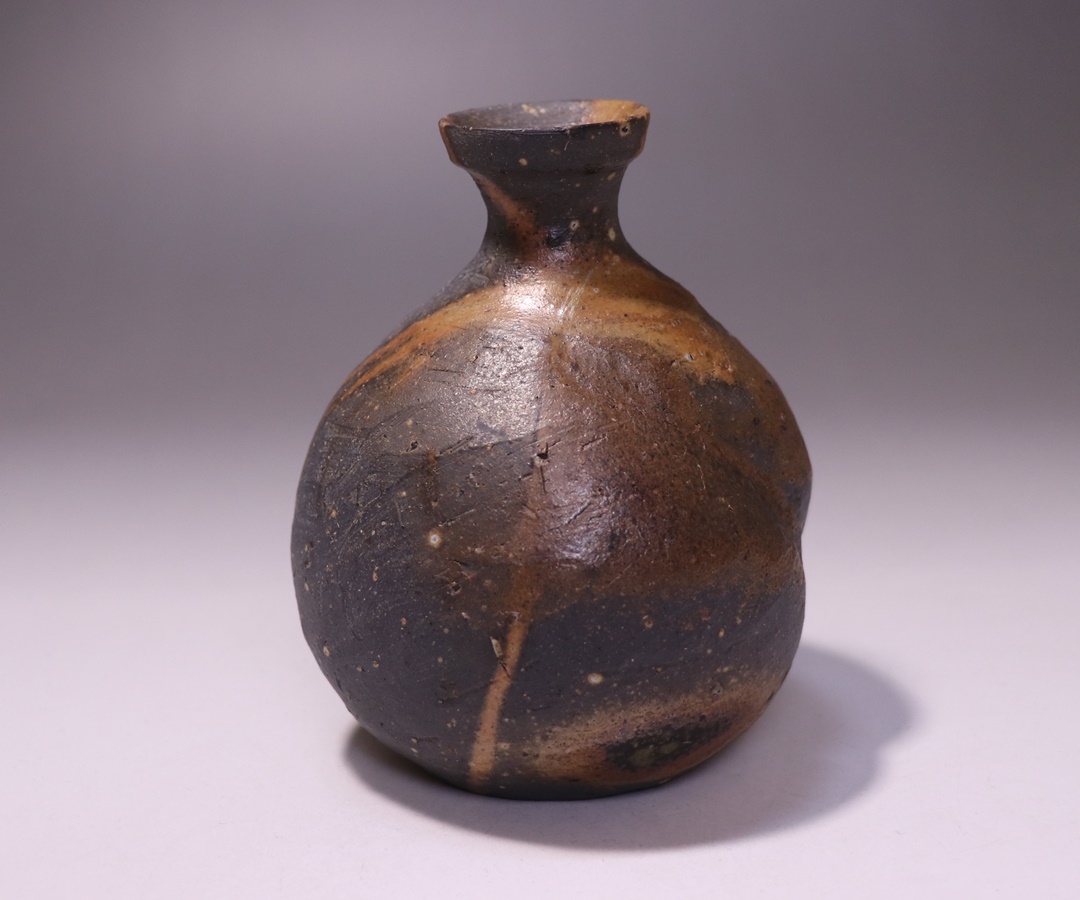 原田拾六 作 「備前火襷徳利」 ～備前焼専門卸小売店 川口陶楽苑～