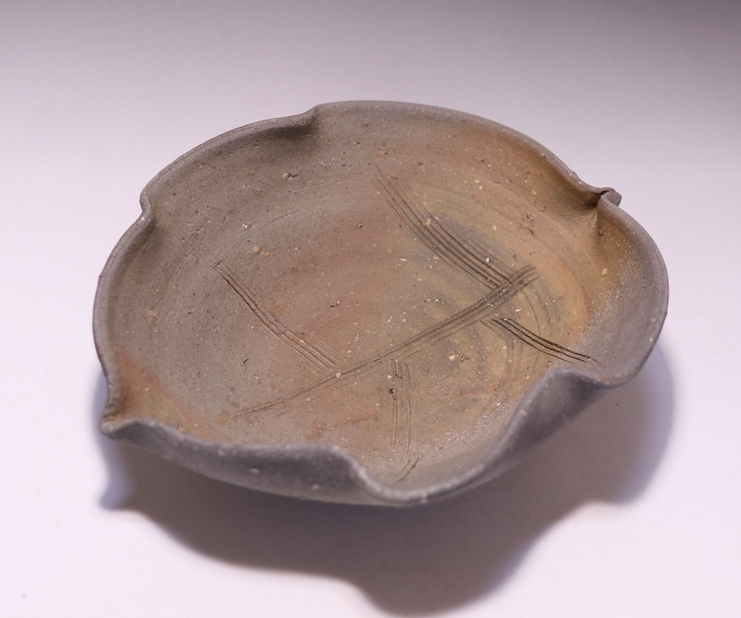 屋代剛右 作 「伊部酒呑」 ～備前焼専門卸小売店 川口陶楽苑～