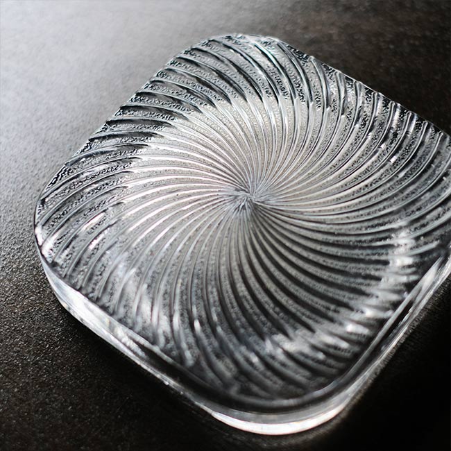 ガラスの灰皿 – zakka store towi