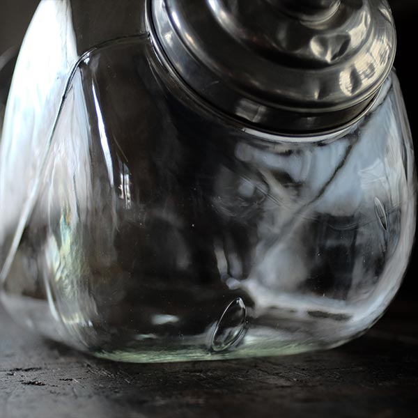 レトロなガラスの6連の猫瓶 – zakka store towi