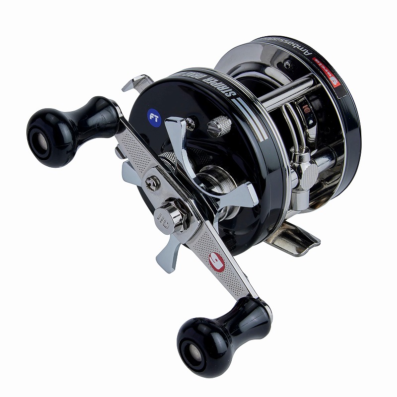 アブ ガルシア AMBASSADEUR 4500 Striper Black (リール) 価格比較