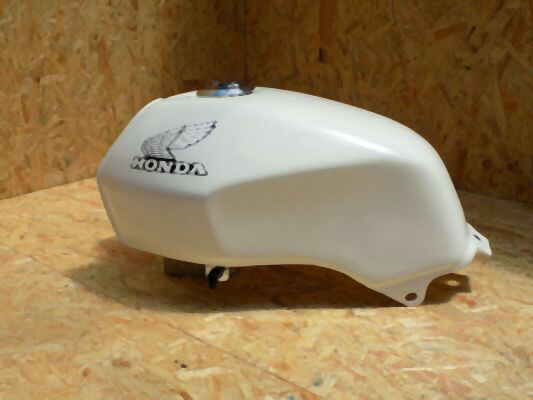 楽天市場】cbx タンクの通販