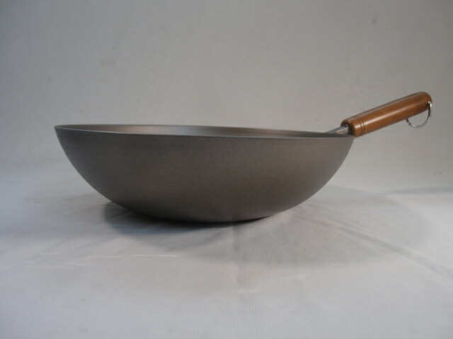 チタン 中華鍋 フライパン 30cm 日本製 キャンプ飯が楽しくなるヤツ