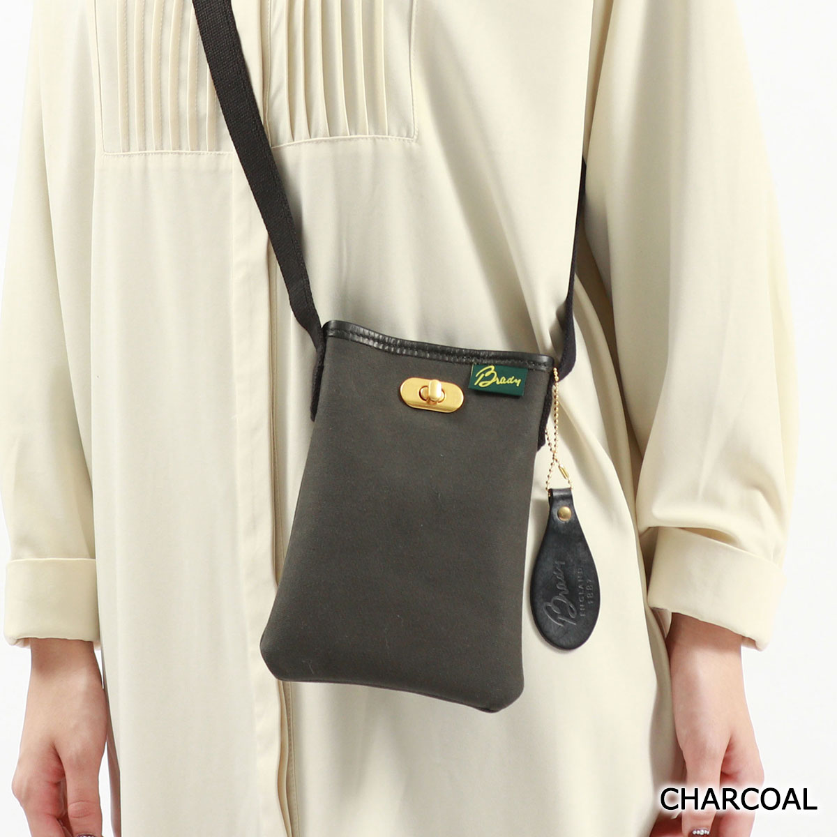 楽天市場】ノベルティ付 【正規取扱店】 ブレディ ショルダーバッグ