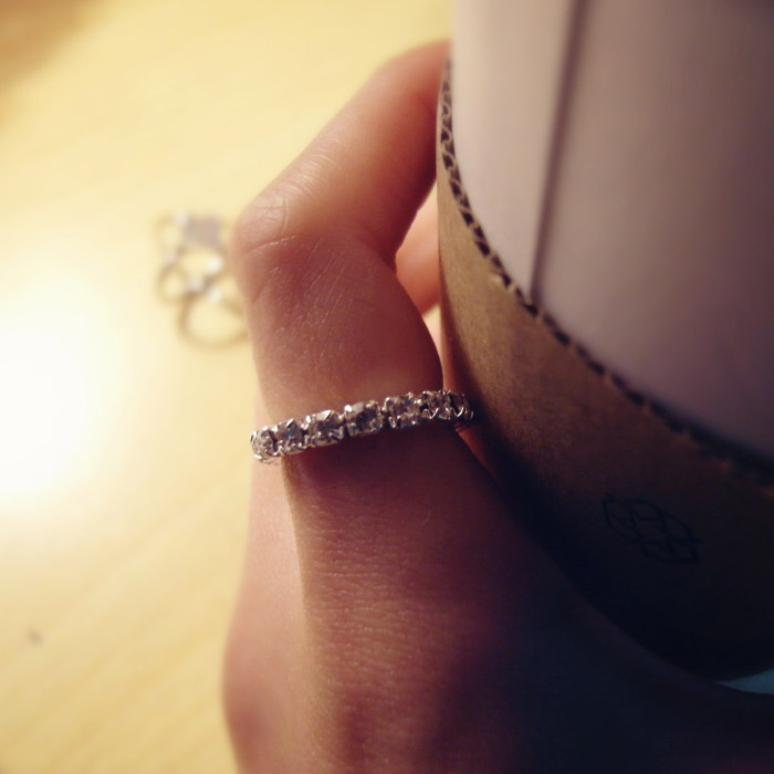 楽天市場】エタニティリング 指輪 スワロフスキー フルエタニティ