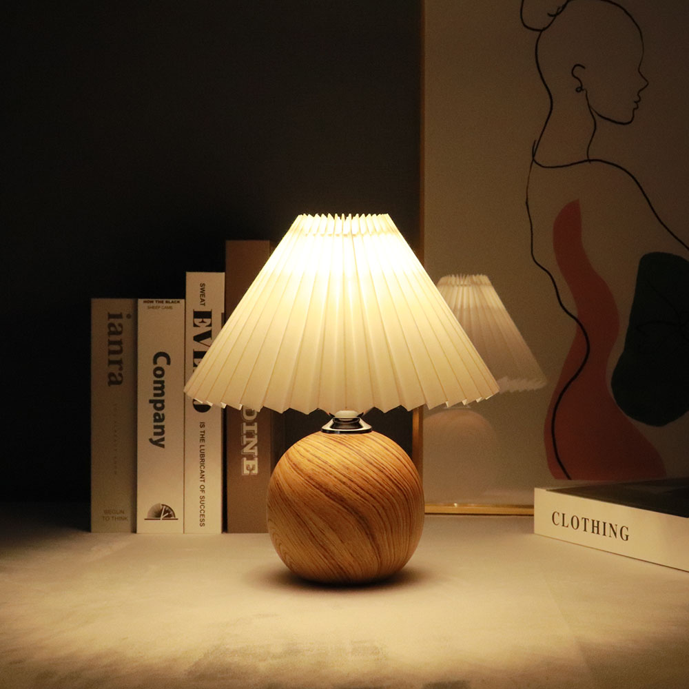 楽天市場】プリーツ シェードランプ 木目調 韓国 北欧 卓上ライト