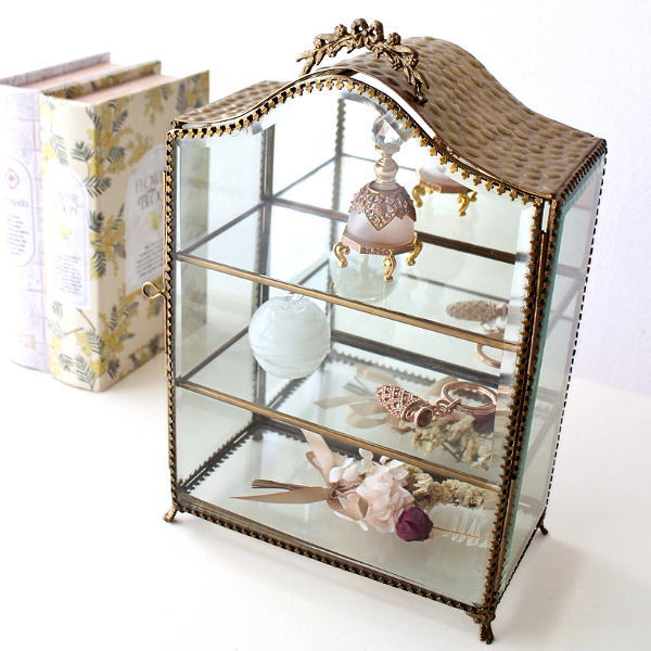 さ*ら様 シャビーシック クラシカル ホワイトガラスケース 3段 壁掛け