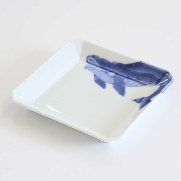 楽天市場】渓山窯 有田焼 染付ナガスくじら11センチ角皿 豆皿 小皿