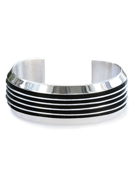 楽天市場】TOM HAWK トムホーク 【 5 line Bangle 24mm / 5ライン