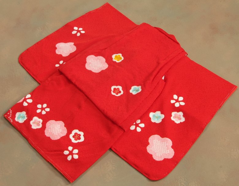 楽天市場】七五三 正絹 被布セット 着物 3歳 女の子 赤色 本梅絞り染め