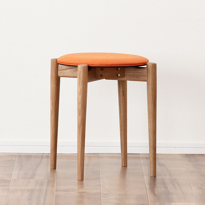 楽天市場】北欧風デザインのまんまる木製スツール【天然木スタッキング