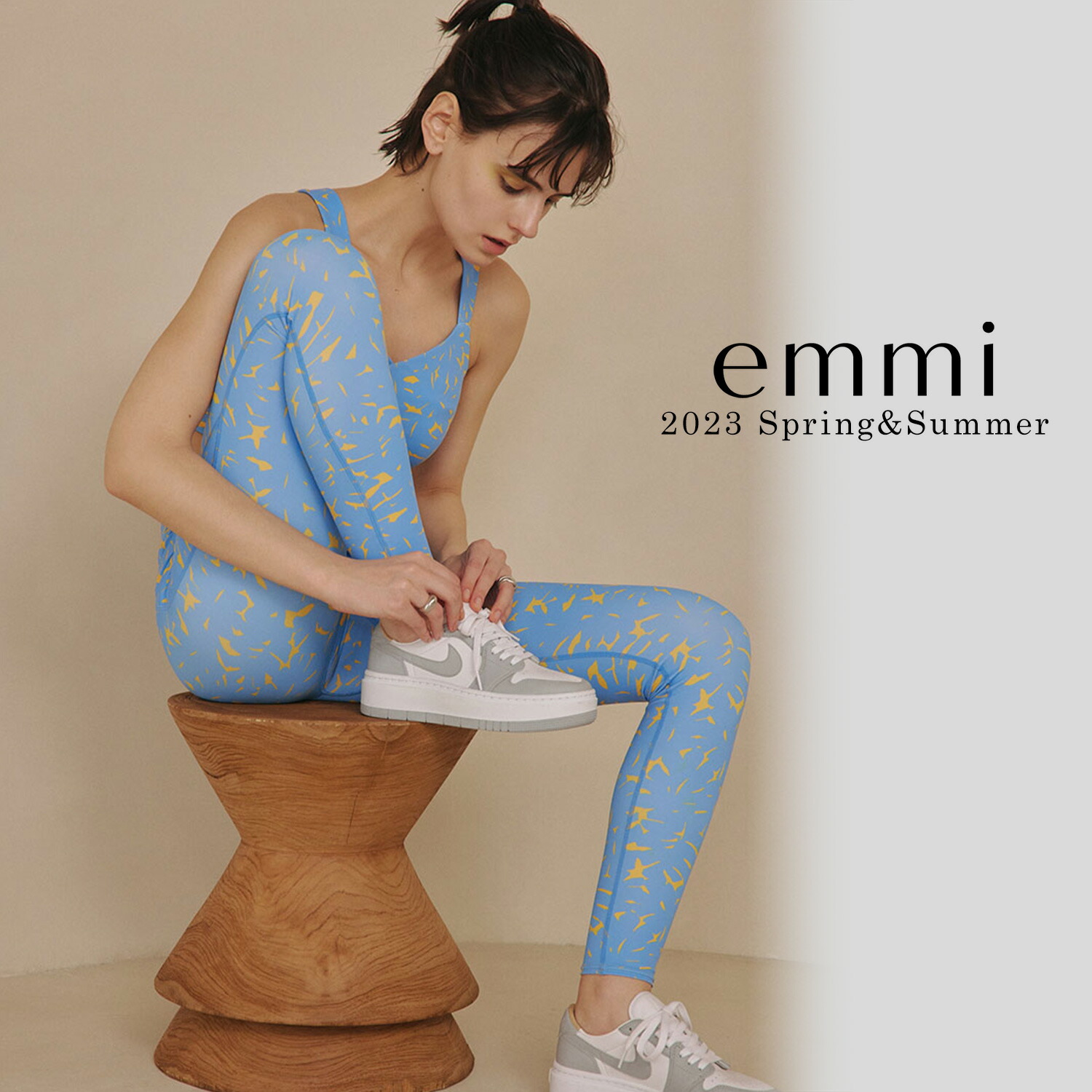 emmi yoga サイズ1 上下セット emmi yoga サイズ1 上下セット ONLINE