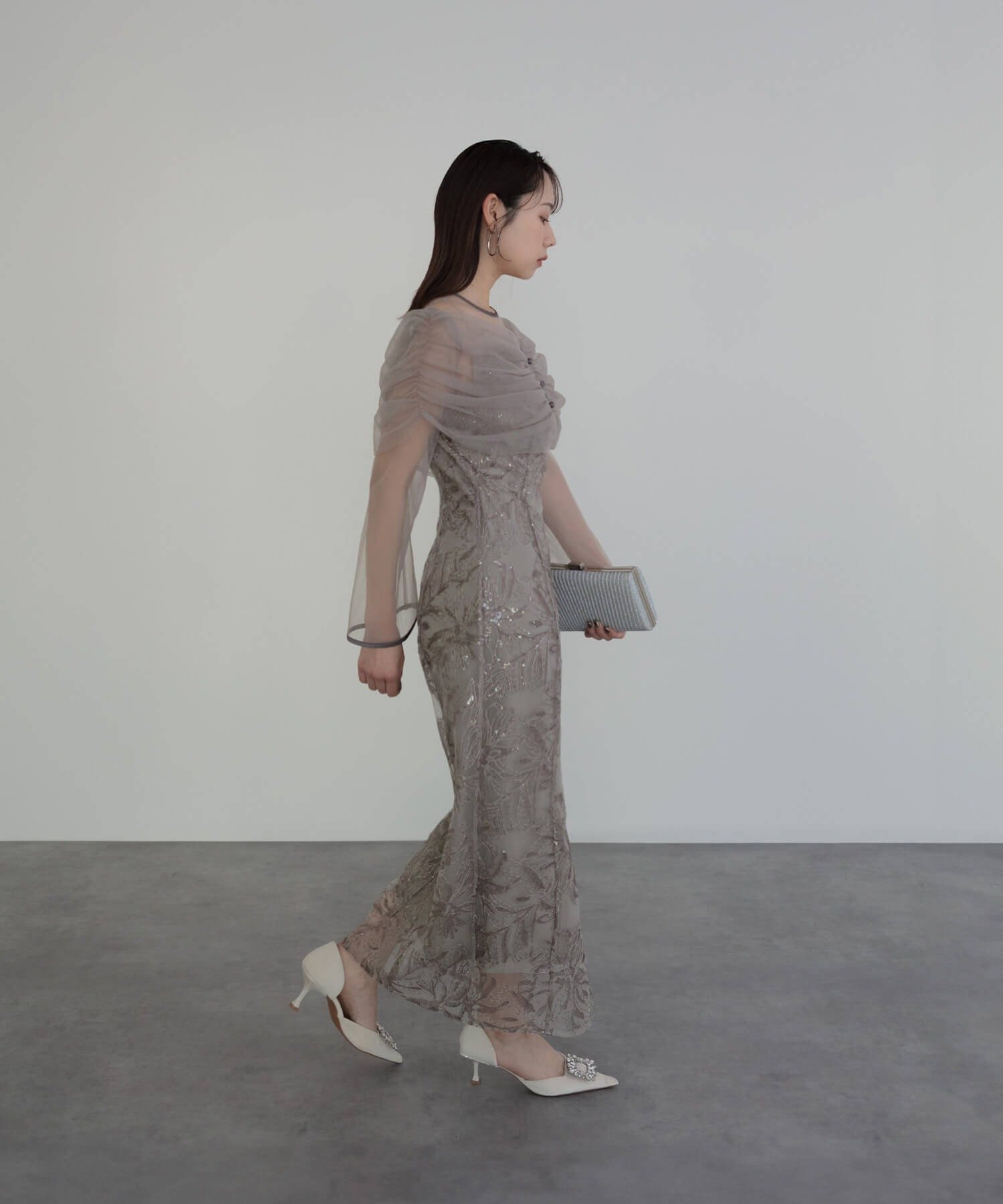 Leja｜LEJA-チュールオフショルダー花柄Iラインワンピースドレス 結婚