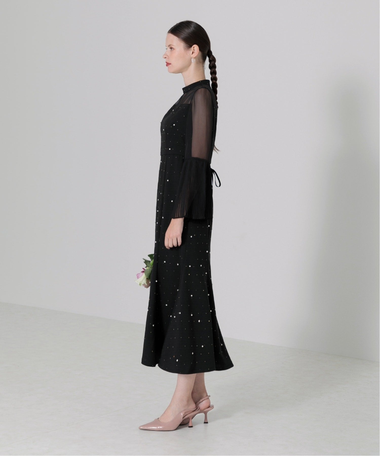 Leja｜LEJA/パールビジュープリーツフレアスリーブマーメイド